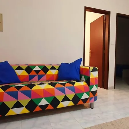 Casa Dos Rouxinois - With Patio & Barbecue